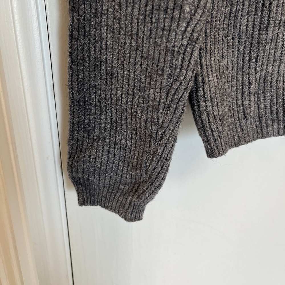 Tahari Ribbed Crewneck Sweater - Picture 3 of 6